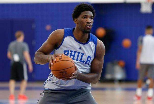 以及对足球 以及对足球