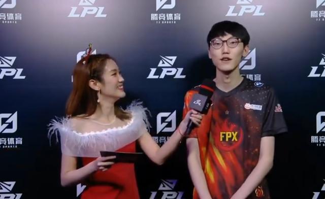 萨背后的逻 萨背后的逻